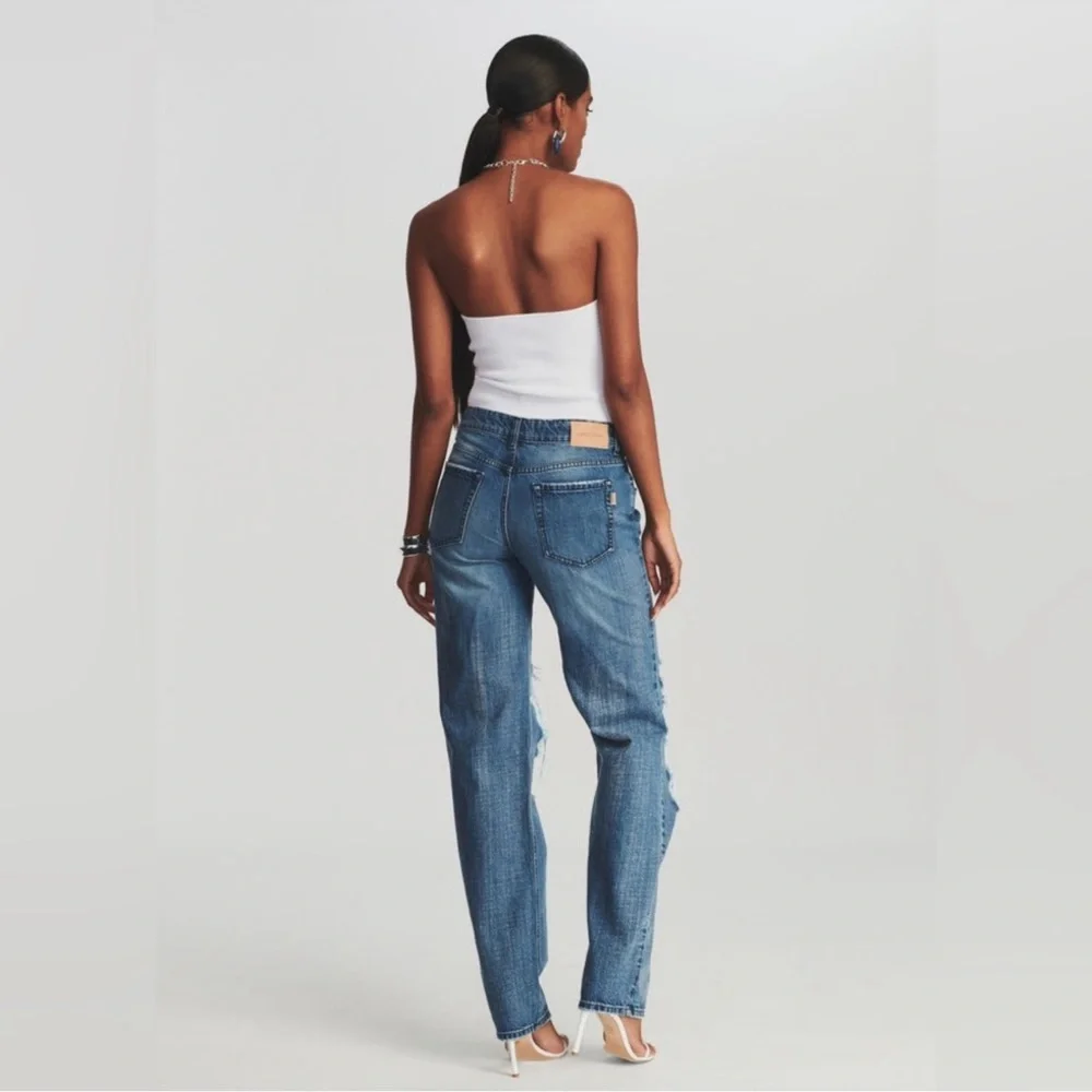 Retrofête LENA BODYSUIT Size L, New With All Original Tags
$137 $300
Size: L - Picture 4 of 8